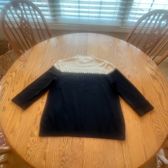 St John Sport Black Ivory Mock Turtleneck Wool Blend Sweater M Santana Knit - Picture 8 of 8